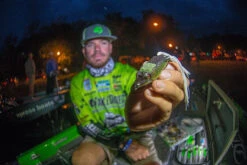 Abu Garcia Adrian Avenas Fantasista Premier / REVO4 Rocket RH Frog Casting Combo -Deals Fishing Store adrian avenas abu garcia fnpc73 7 revo4 rocket frog casting combo 00531.1651242878