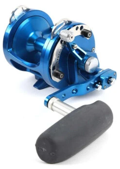 Avet HXW 5/2 RAPTOR Two-Speed Lever Drag Casting Reel Blue